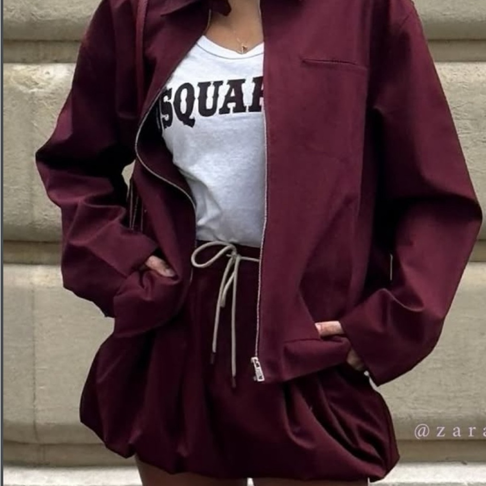 Zara Burgandy Balloon Mini Skirt